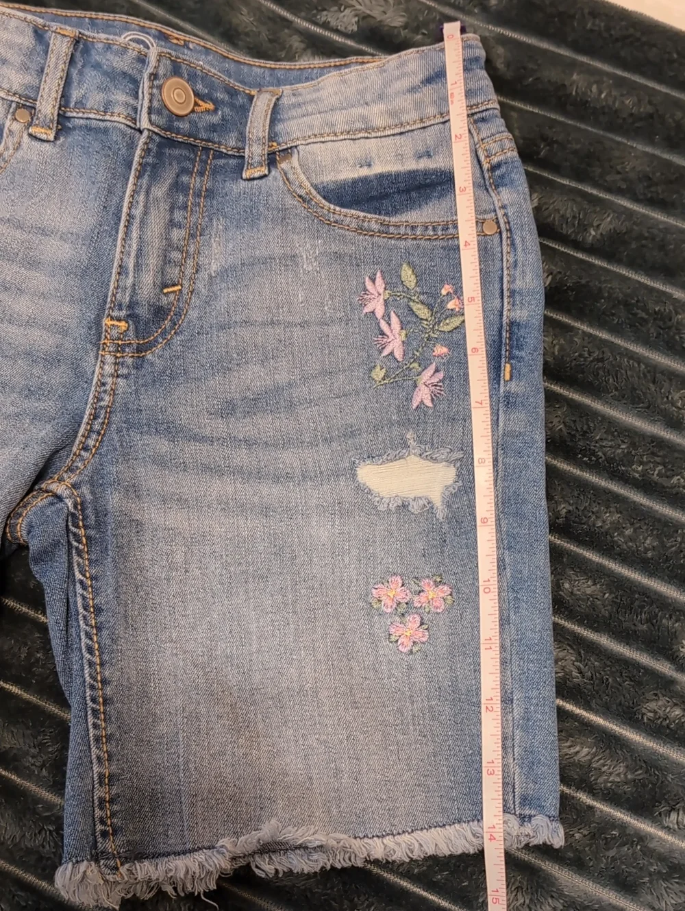 wonder nation Girls Blue Denim Embroidered Jean Shorts - Size 8